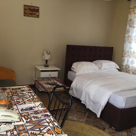 Asmorein Hotel Babati ภายนอก รูปภาพ