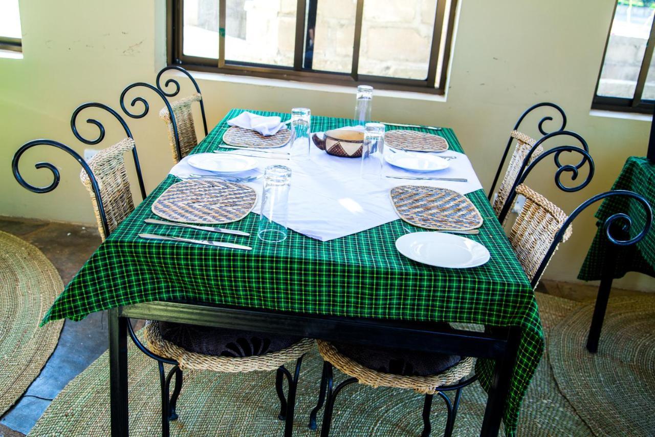 Asmorein Hotel Babati ภายนอก รูปภาพ