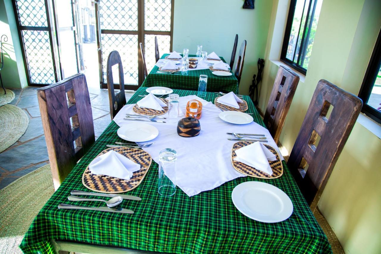 Asmorein Hotel Babati ภายนอก รูปภาพ